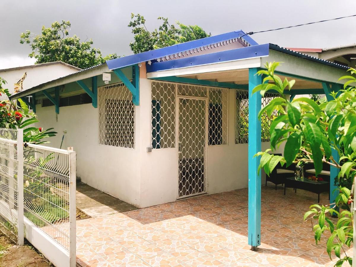 Bungalows Proche De La Plage Le Gosier  Exterior photo